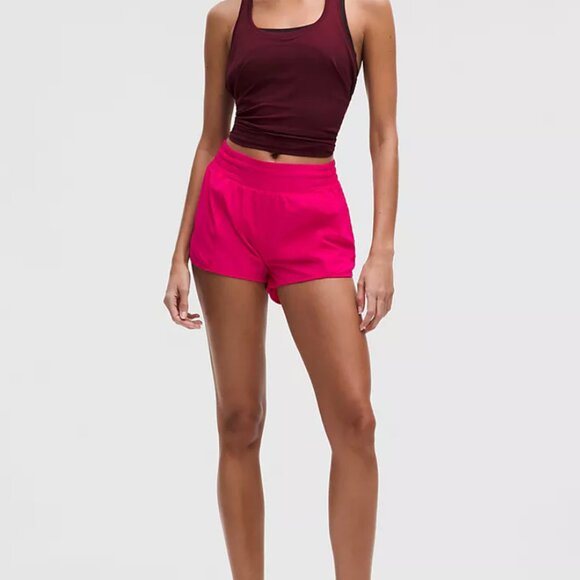 Hotty Hot High-Rise Lined Short 2.5" Passionate - Picture 2 of 5